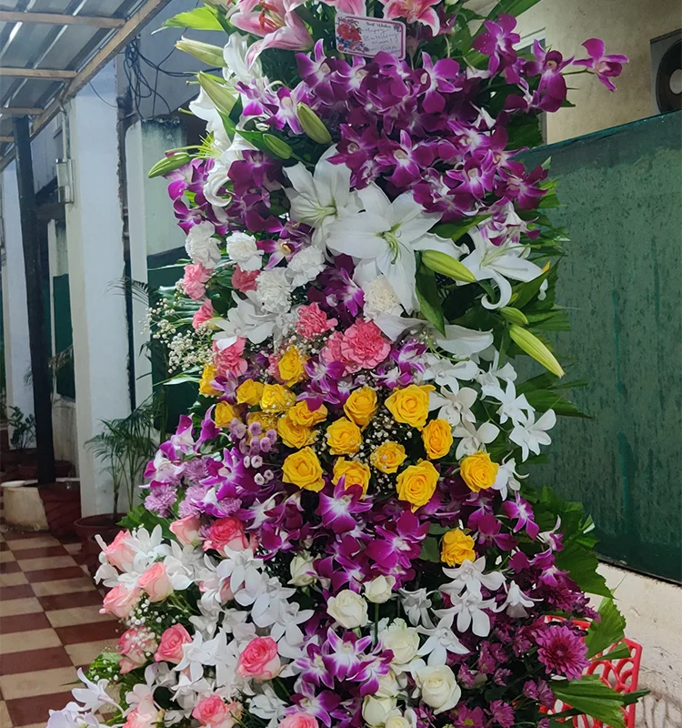 Bridge of Blooms