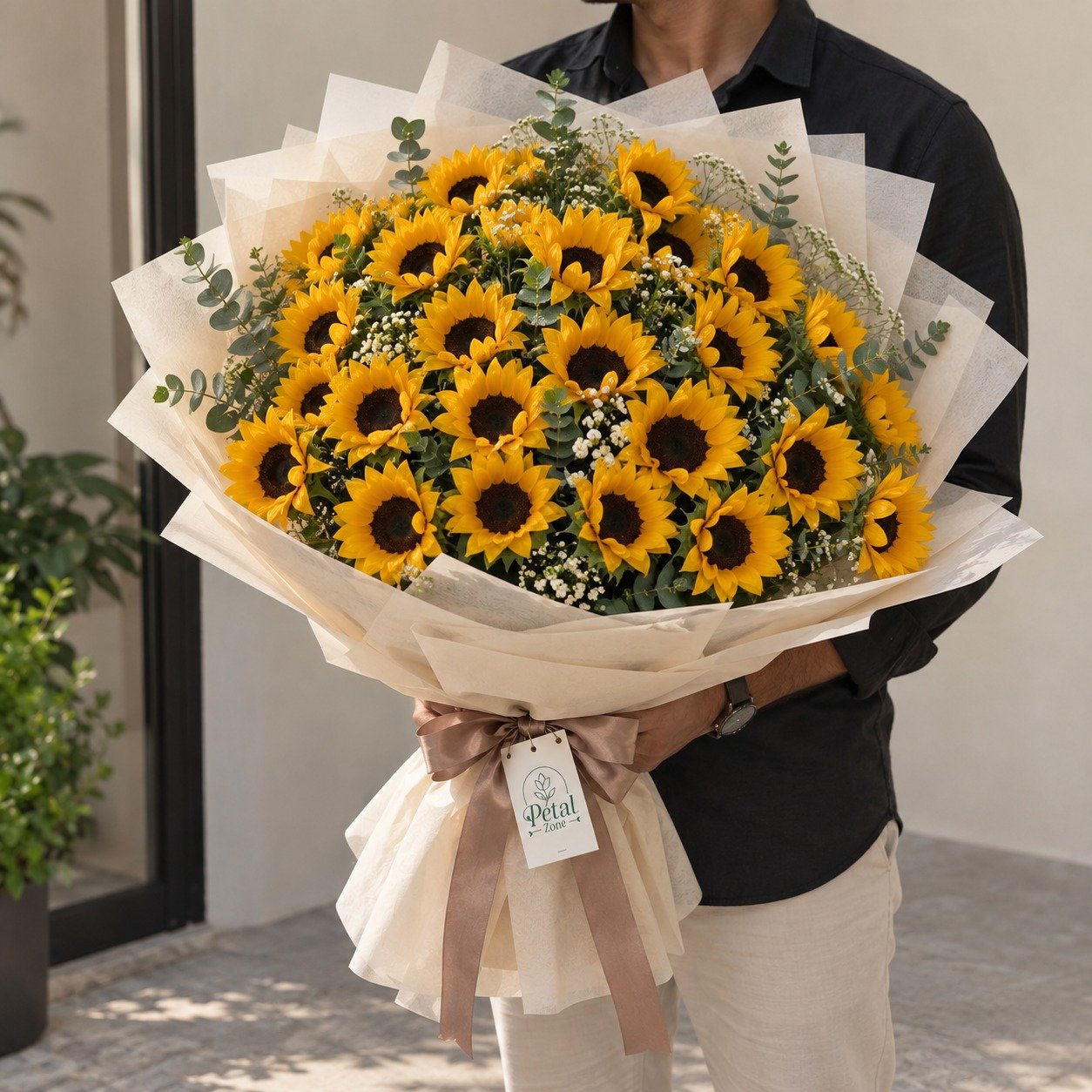 Golden Grandeur – 24 Sunflower Flat Bouquet 3